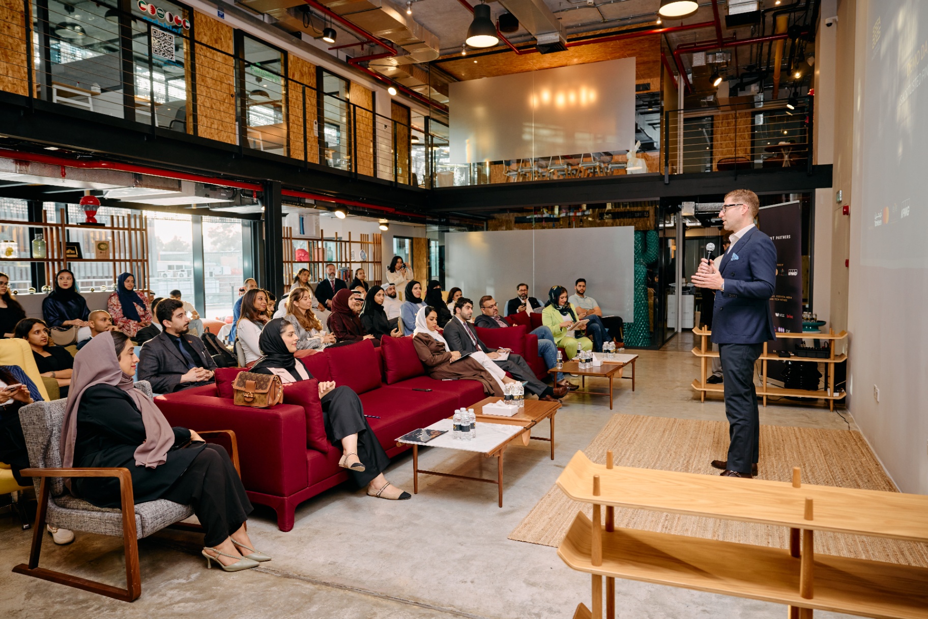 Demo Day — Founders & Ecosystem